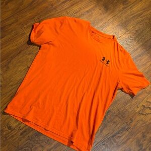 Under Armour men’s size M t shirt